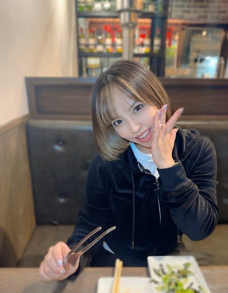 Mina Shirakawa porn star galleries