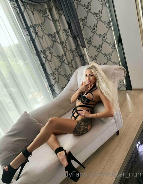 vulgar nun Profile pic