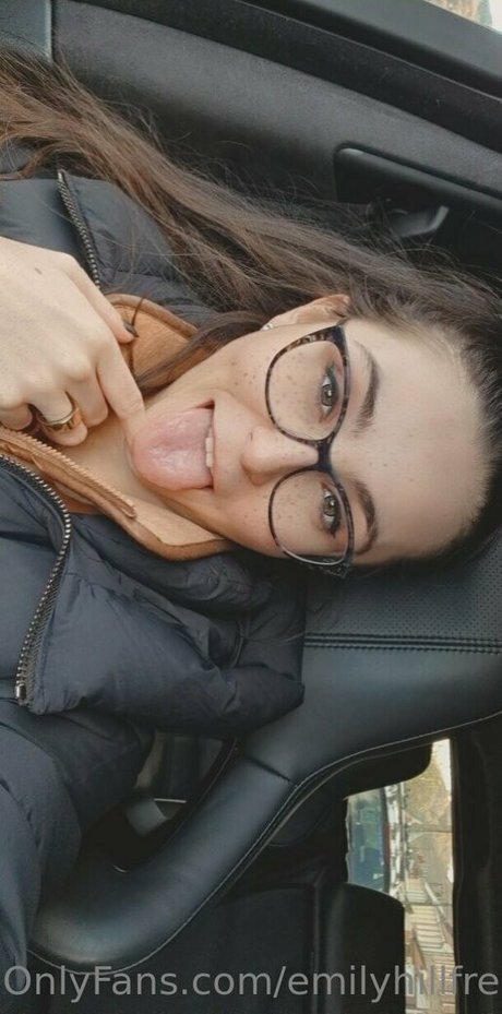 emilyhillfree beautiful model photo