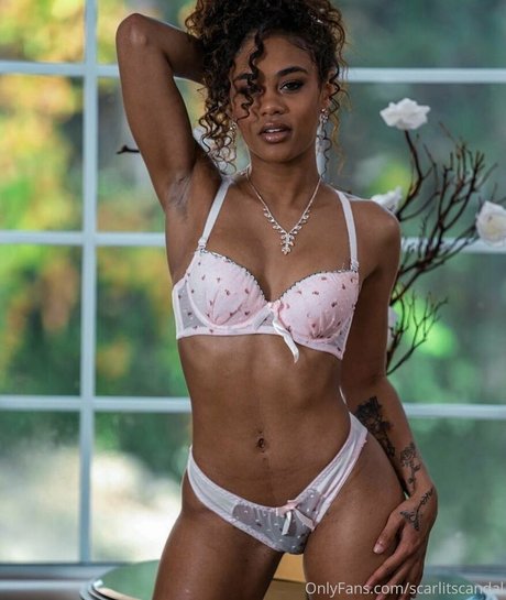 scarlitscandal pornstar nudes picture