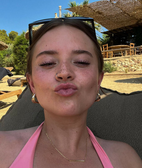 Susi Vidal naked pornstar images