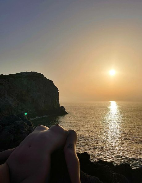 togamuffin sexy star picture