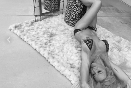 mommy onlyfans hot naked photos