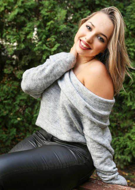 Vivi Cica and Kandur Bandi pornstar art pic