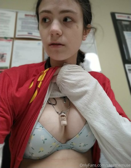 sagethemuse pretty pornstar image