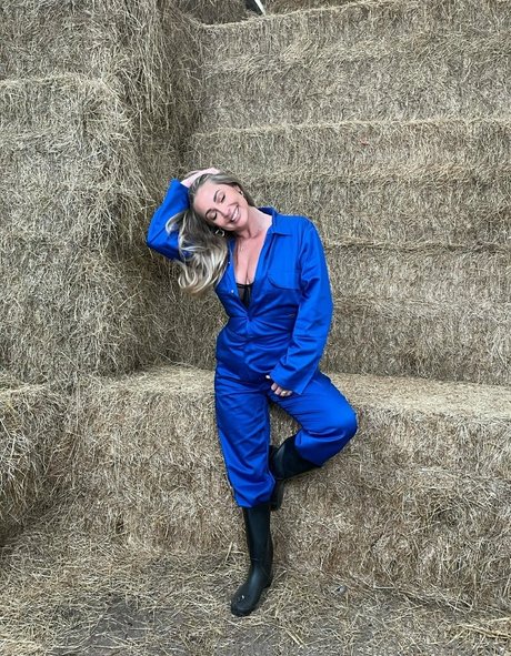 leather skirt onlyfans erotic photo