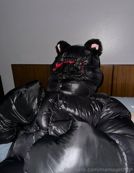 mamagethigh model free gallery