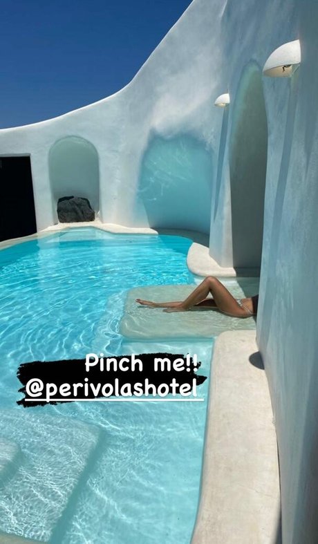 Emmanuelle Chriqui nude pornstar picture