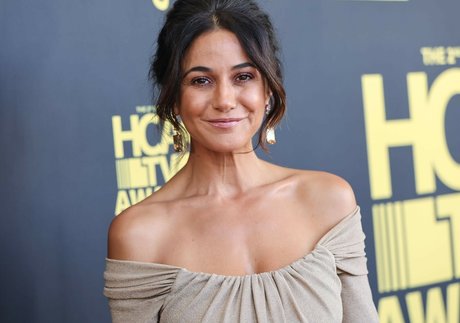 Emmanuelle Chriqui model adult archive