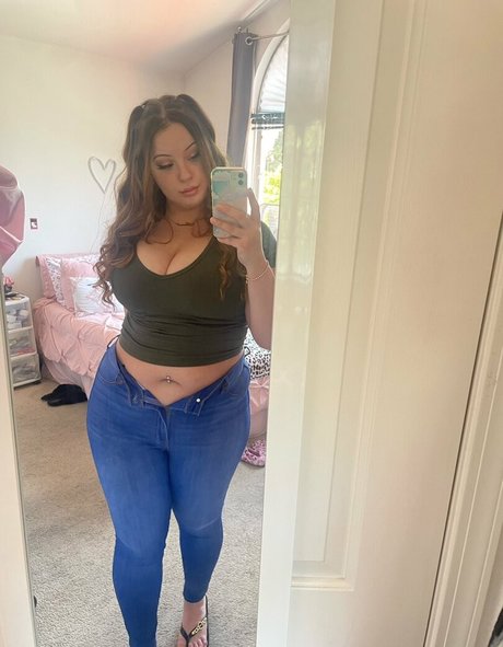 Lilly47 pornstar erotic gallery