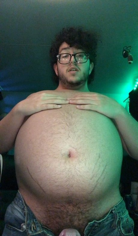 dumbglut nude model pictures