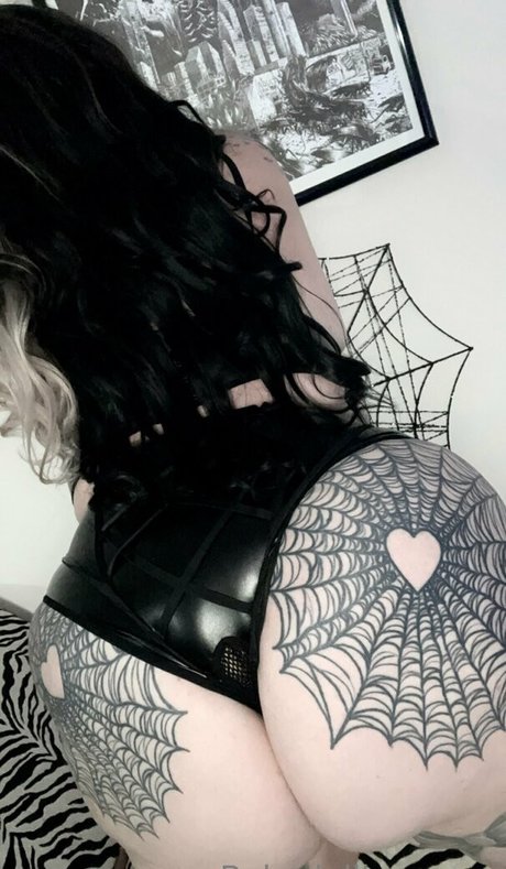 curvy cougar onlyfans hot nude archive