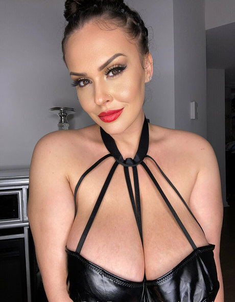 onlygiablaze pornstar nudes image