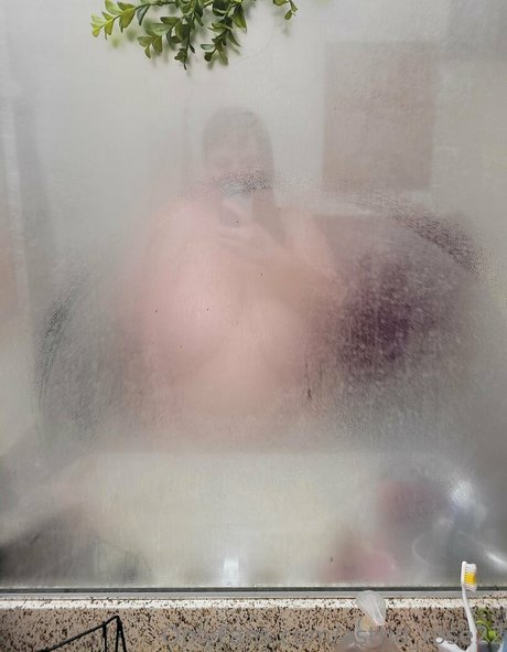 astrid rose22 nudes actress pics