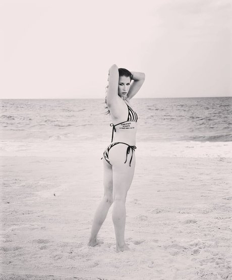 yoga pants onlyfans free xxx archive