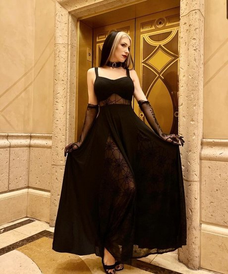 Laura Amuyus high quality pornstar image