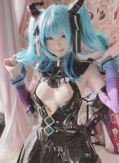 Xidaidai pornstar sexy galleries