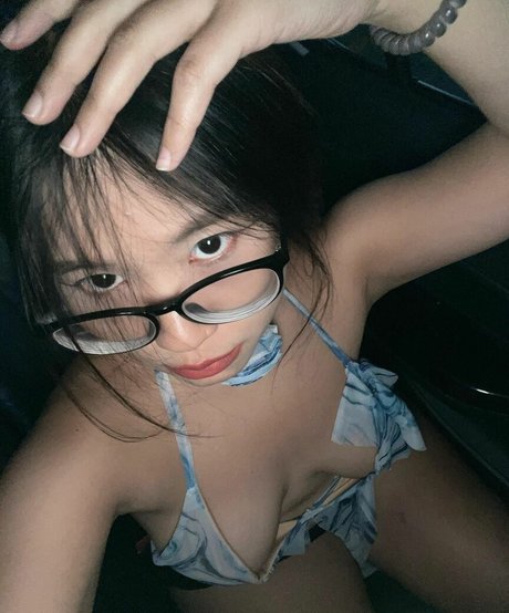 Thanyanan__Bow model nudes pic