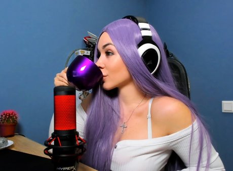 Anna Kostenko model nude image