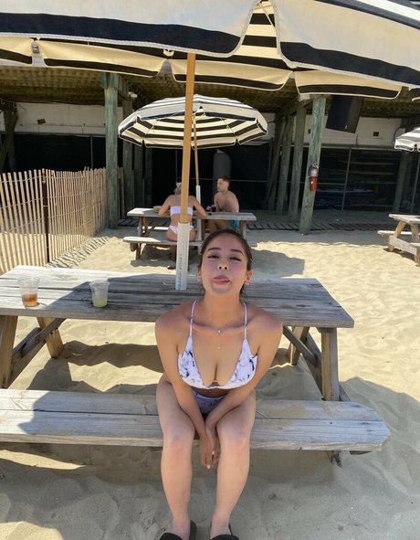 Leona Naito top star pics