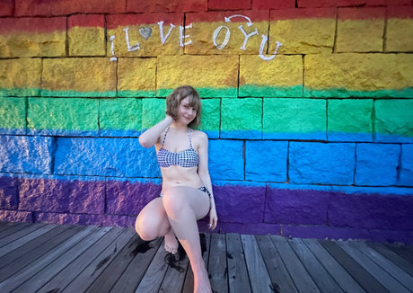 Ella Freya model hot image