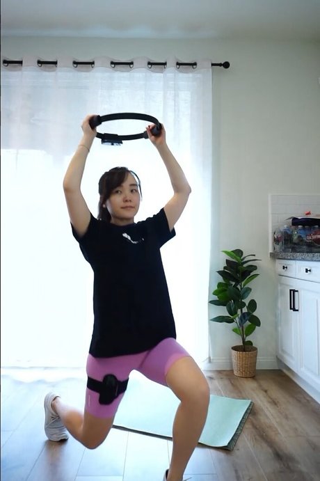 Bubblicorn sexy model image