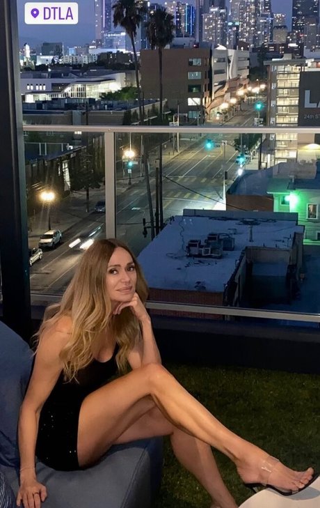 Vanessa Angel porn actress img