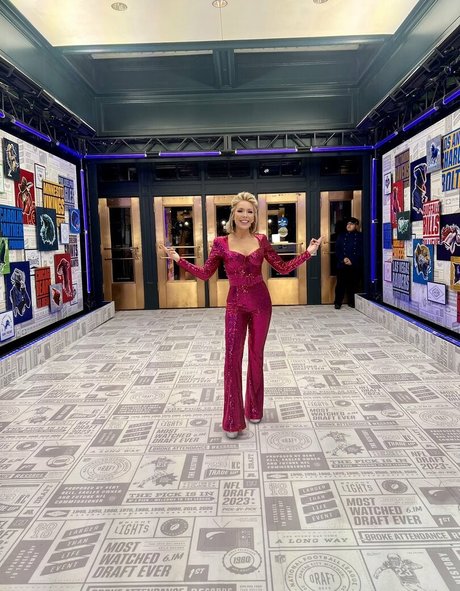 Colleen Wolfe star best archive