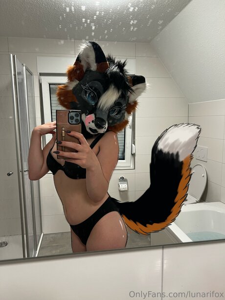 Lunarifox naked star archive