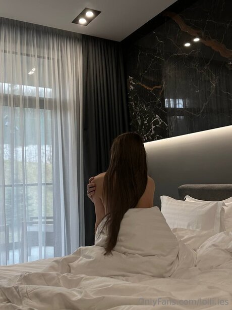 Lolli Les model high quality pics