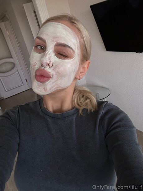 Lilu F star pornographic pictures