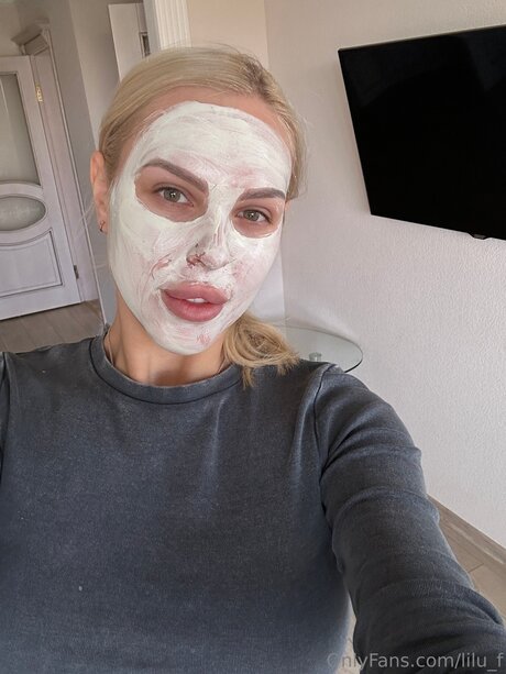 Lilu F star pornographic gallery