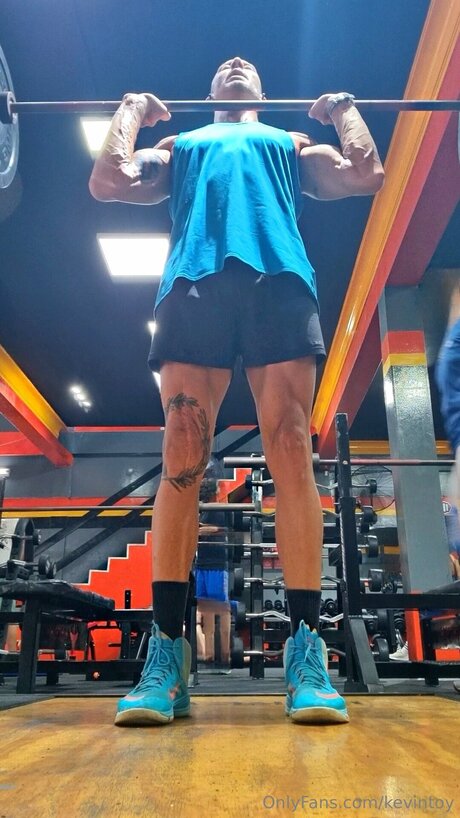 Kevintoy model nice photo