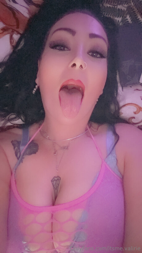 Itsme Valirie pornstar beautiful img