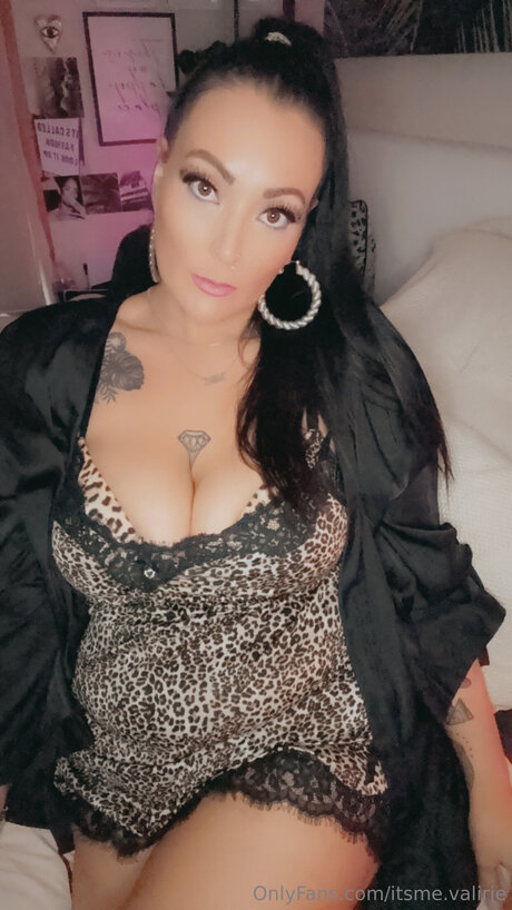 Itsme Valirie pornographic star archive