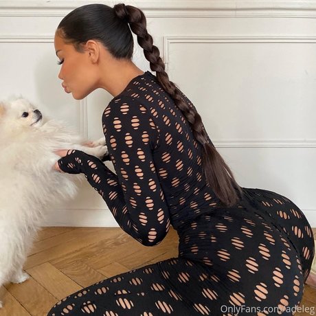 Adele grisoni perfect model img