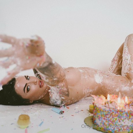 Kylie Rae perfect model photos