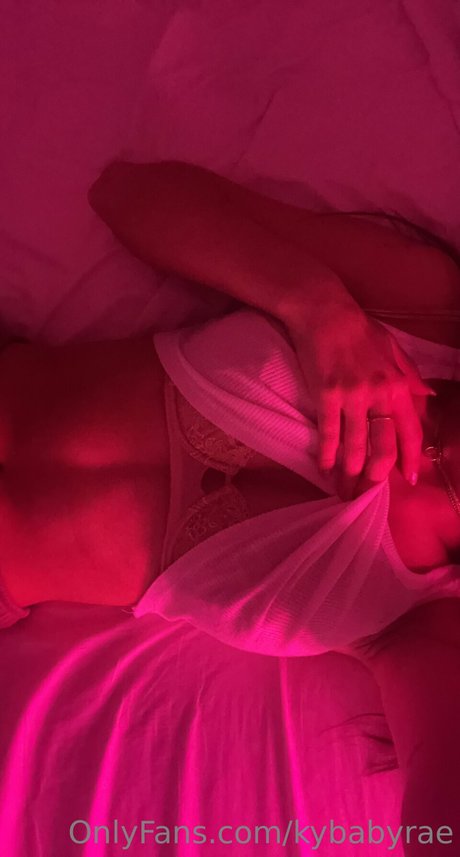 Kylie Rae pretty actress photos