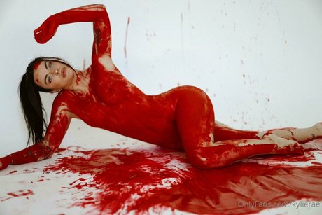 Kylie Rae star exclusive photo