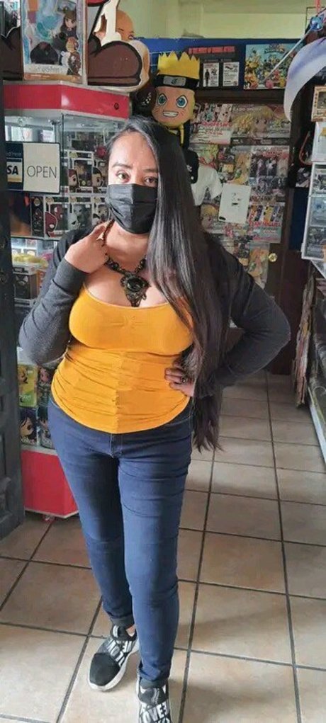 Mizuno Atena pornstar free pictures