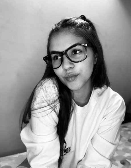 nicole ross 23 actress pics