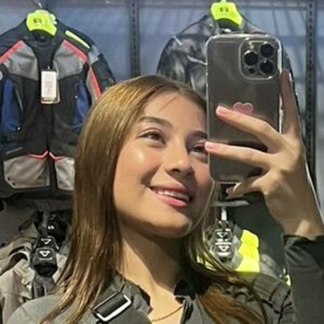 Manuelaqmm star perfect photo