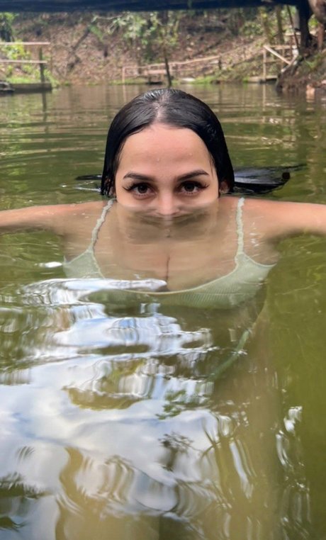 Vita celestine model hot image