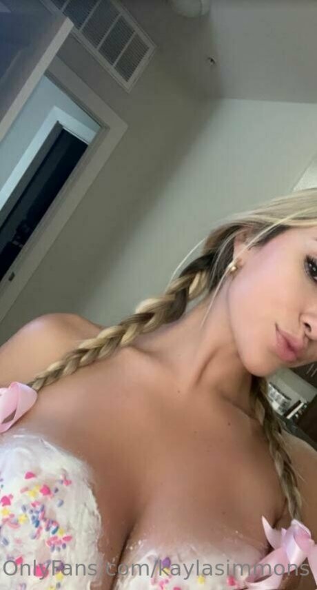 Kayla Simmons nice pornstar galleries
