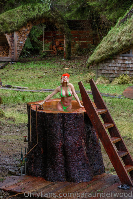 Sara Jean Underwood xxx pornstar pics