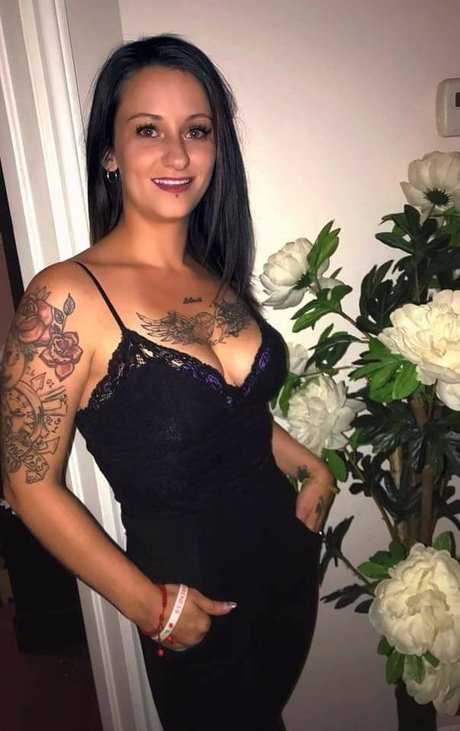 xomaryyeox model pretty galleries