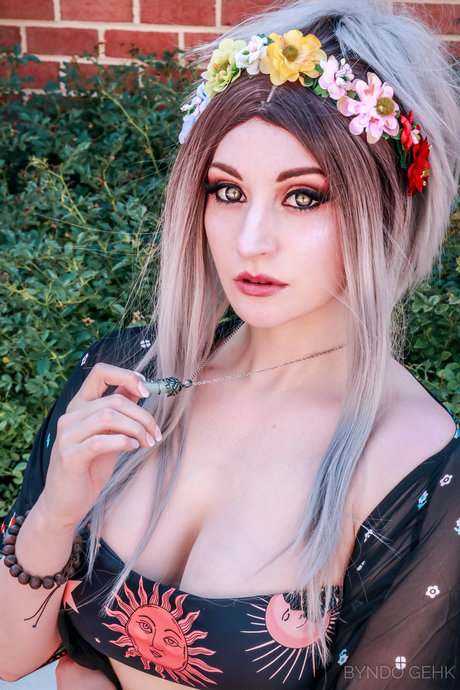 young teen onlyfans art naked picture