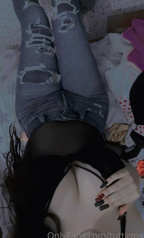 Aylin Ramos naked star image