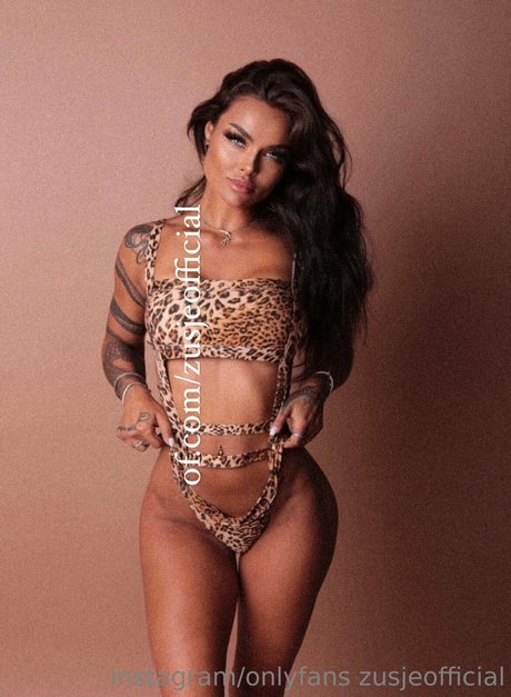 Zusje porn star photos