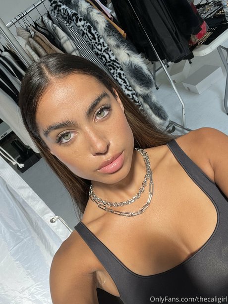 Undercover freak pornstar erotic archive